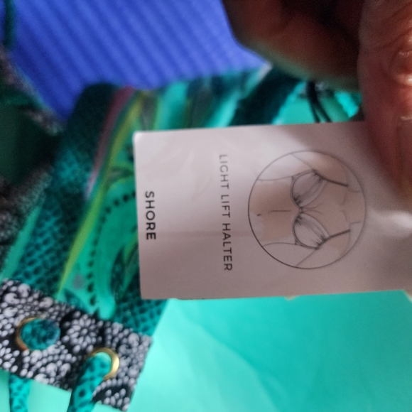 New swimsuit - Picture 4 of 4